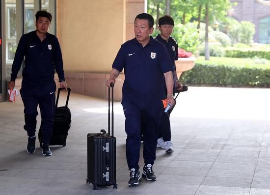 伊人焦