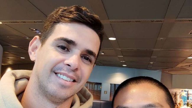打屁股调教网站