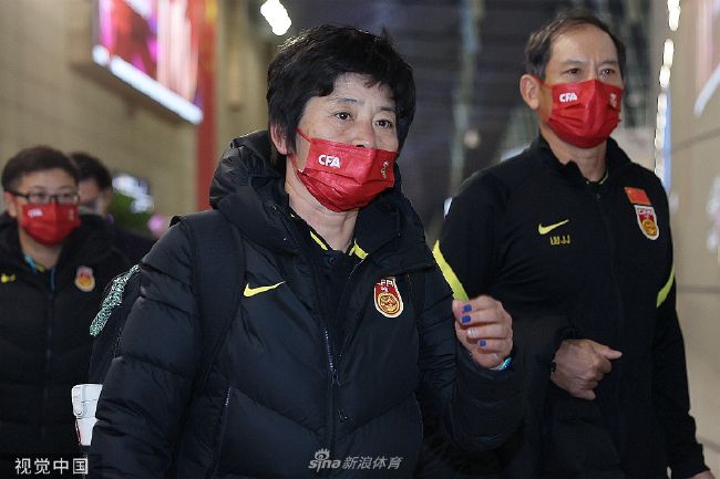 播放龚玥菲新梅金瓶